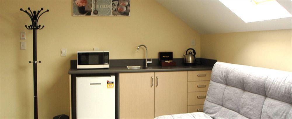 123 Motel Christchurch Bagian luar foto