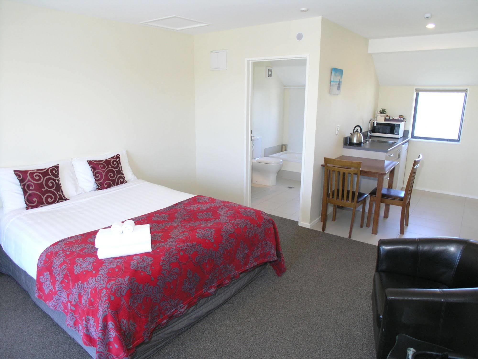 123 Motel Christchurch Bagian luar foto