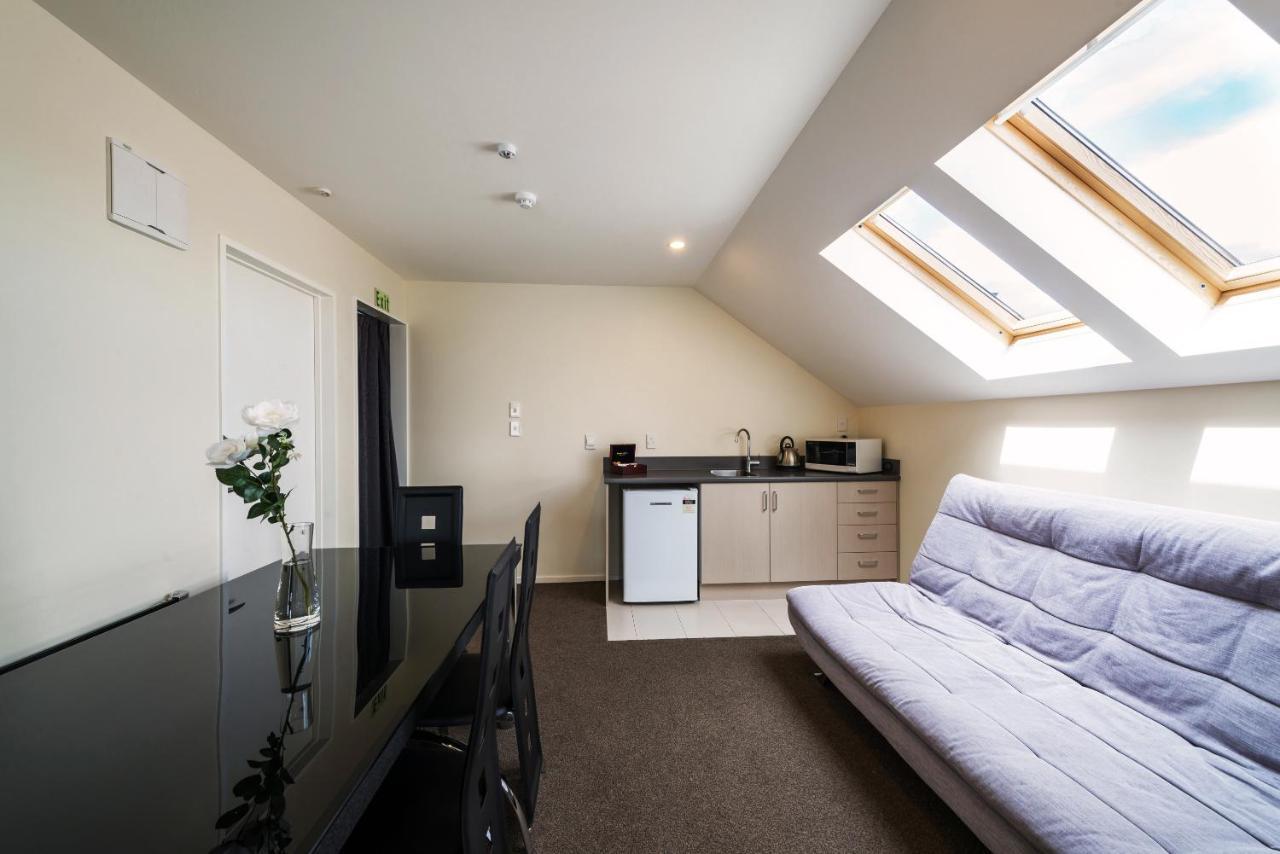 123 Motel Christchurch Bagian luar foto
